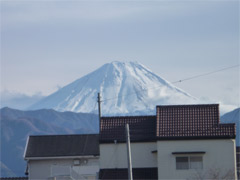 自宅付近から望む富士山